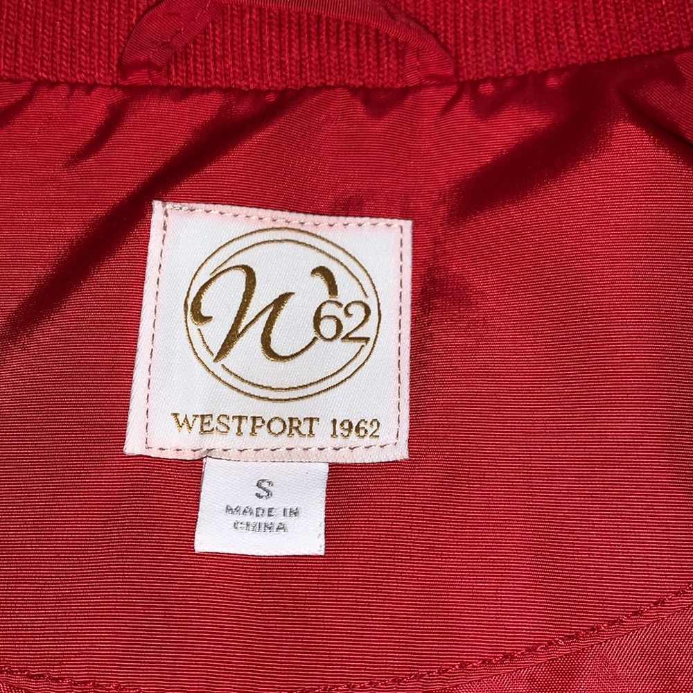 Gently used women’s vest - Picture 2 of 8